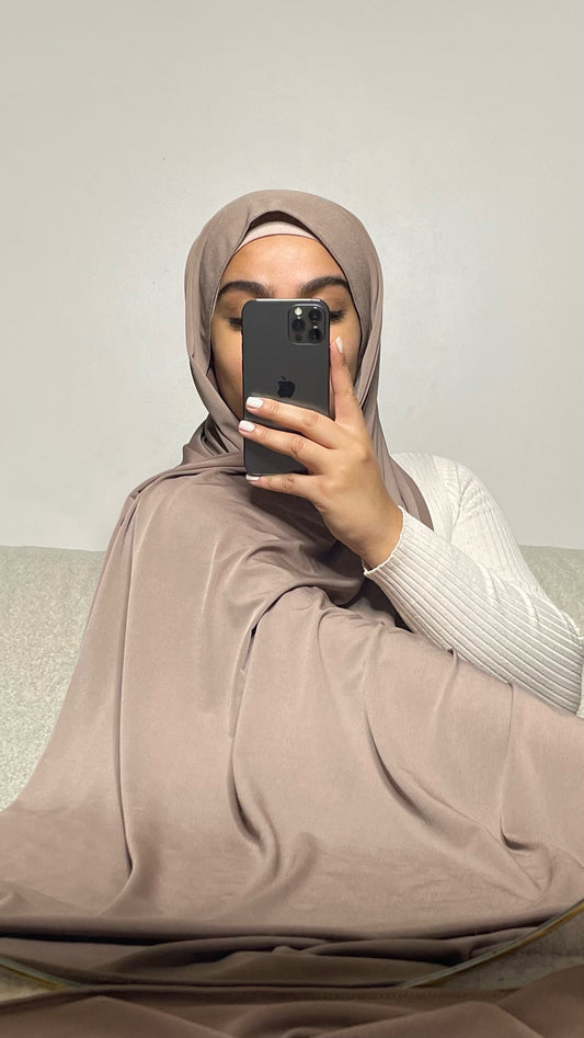 Hijab en jersey premium de luxe noisette